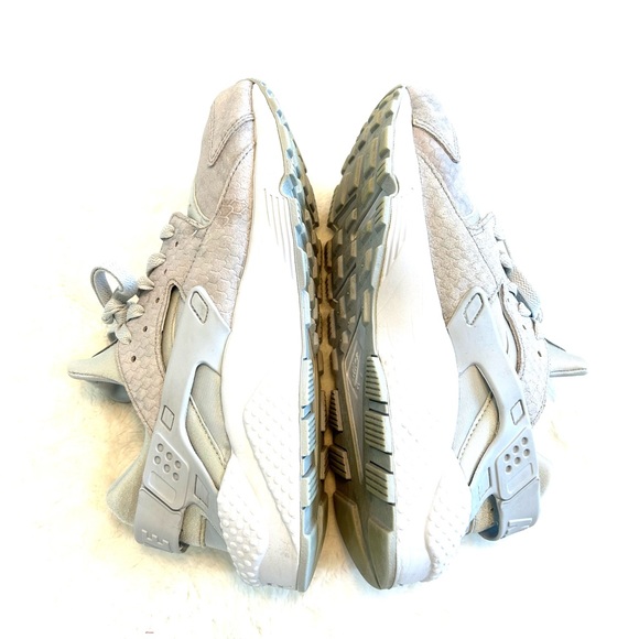Nike Air Huarache Run Prm Womens Running Shoes - Picture 5 of 11